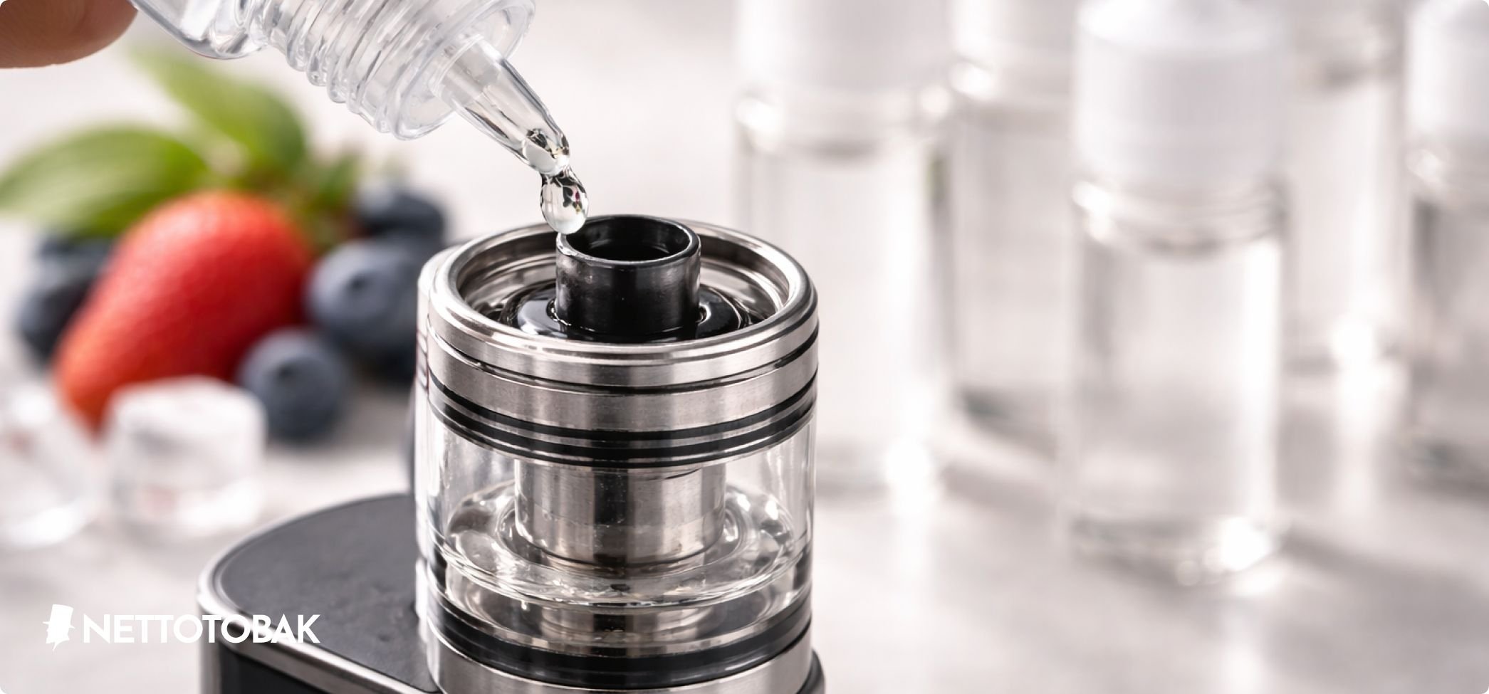 en e-juice fylls på i en vape 