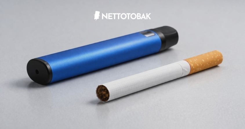 En engångsvape och en cigarett som ligger på ett bord - cigaretter vs vape.